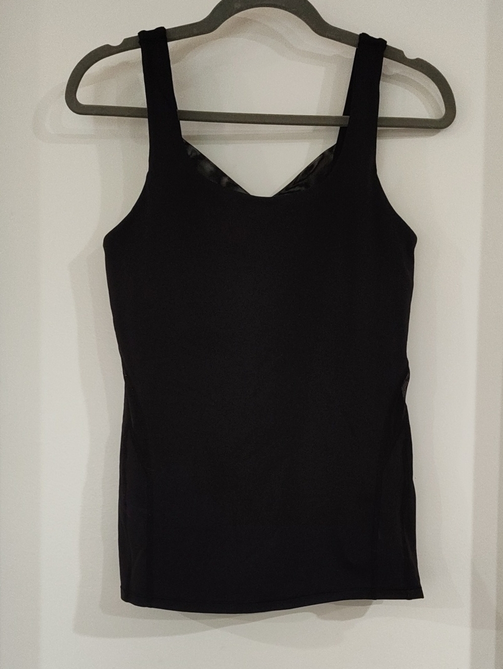LOT of Two Lululemon Tanks